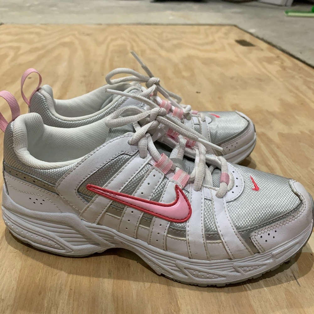 Nike Kids Tennis Shoes